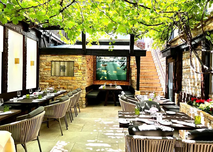 Zur Weinsteige****Hotel Stuttgart